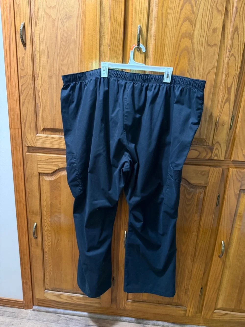Cherokee Size 5X Black Men's Cargo Pants with Elastic Waist